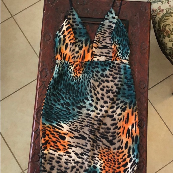 LEOPARD PRINT MINI DRESS - Picture 4 of 8